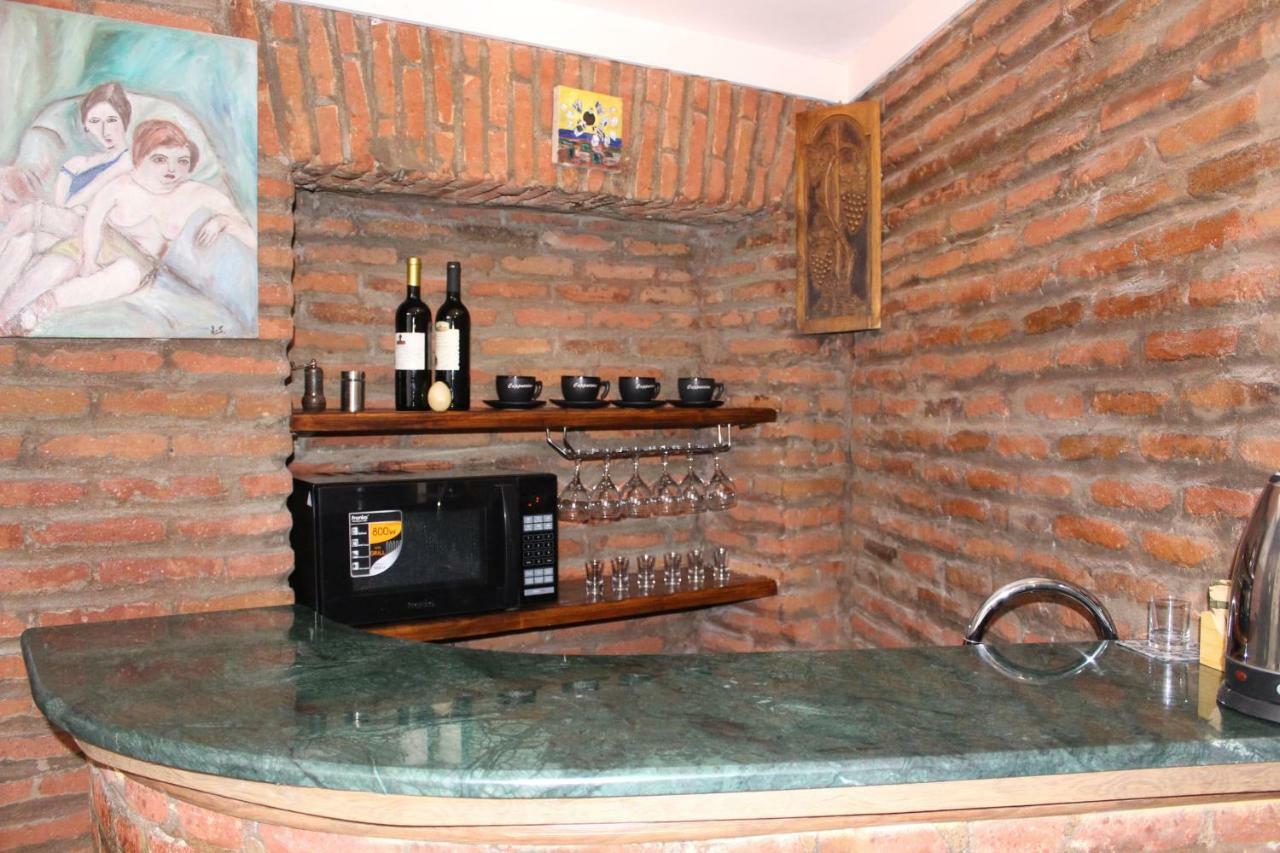 Lui Lui Appartement Tbilisi Buitenkant foto