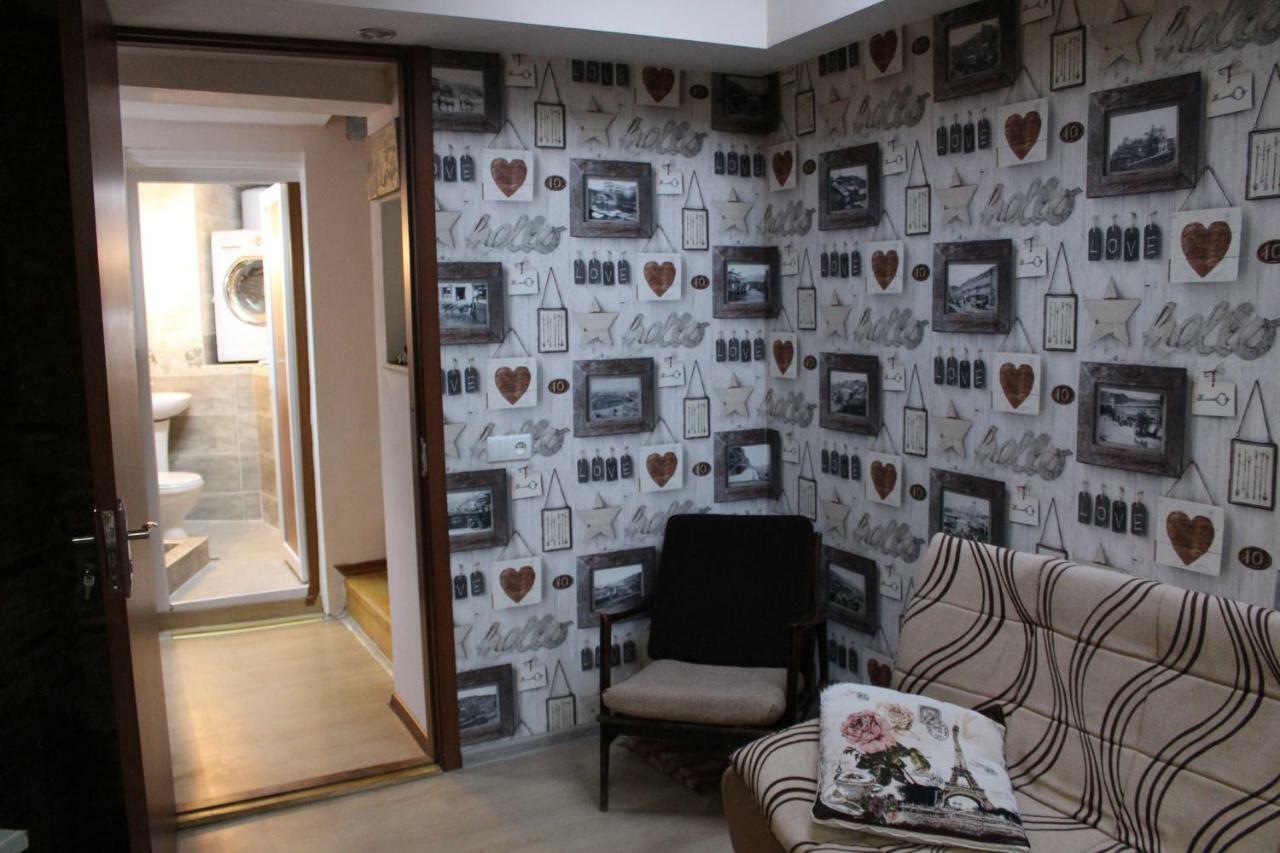 Lui Lui Appartement Tbilisi Buitenkant foto