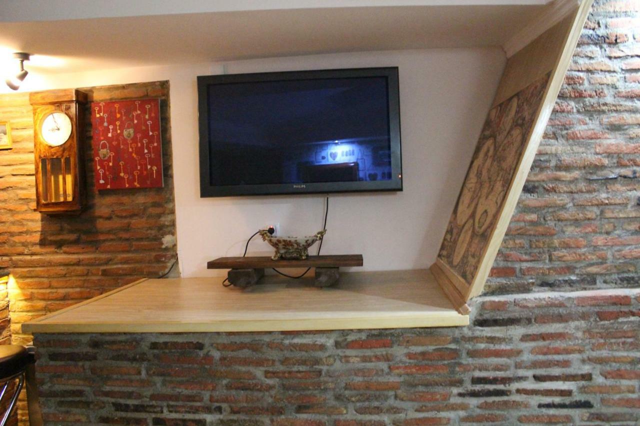 Lui Lui Appartement Tbilisi Buitenkant foto