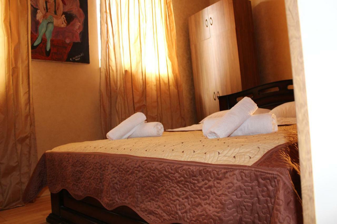 Lui Lui Appartement Tbilisi Buitenkant foto